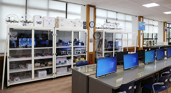드론 실습실